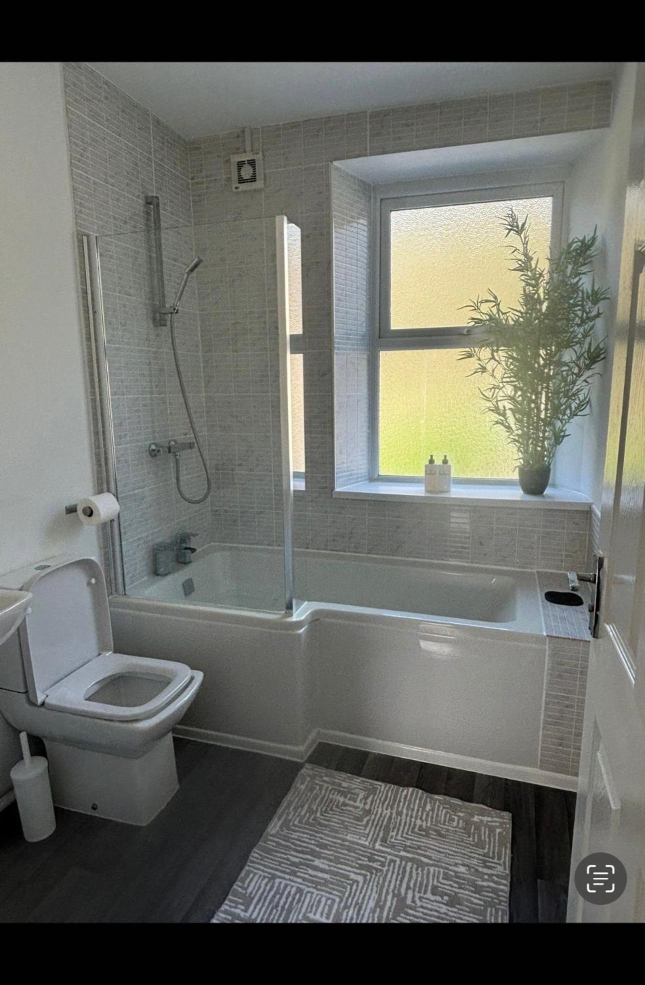 Cardiff/Pernath Home2 Room photo